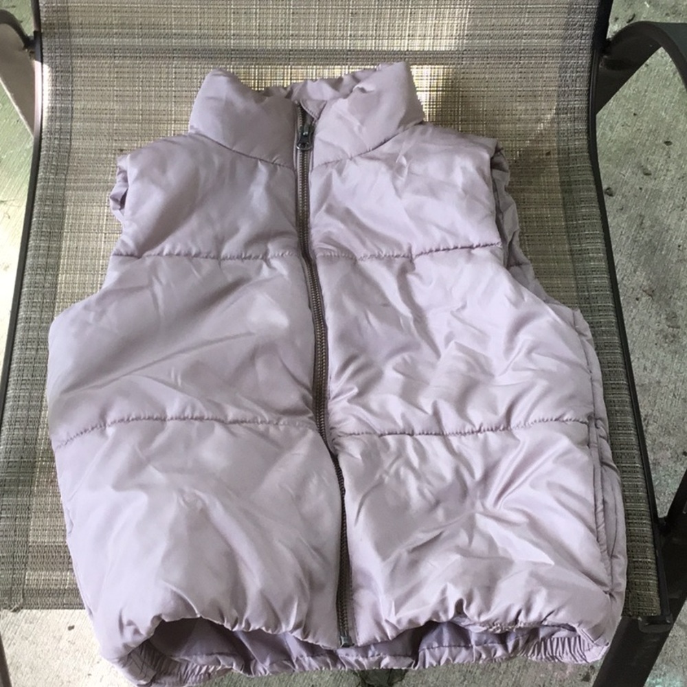 Girls' Lightweight Puffer Vest in Lilac - Unbranded